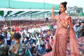 Kalpana Soren addressing a rally during her election campaign in Jharkhand 2024