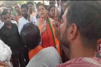 Nirsa MLA Aparna Sen Gupta faces protest in Dumariya village as villagers demand infrastructure improvements.