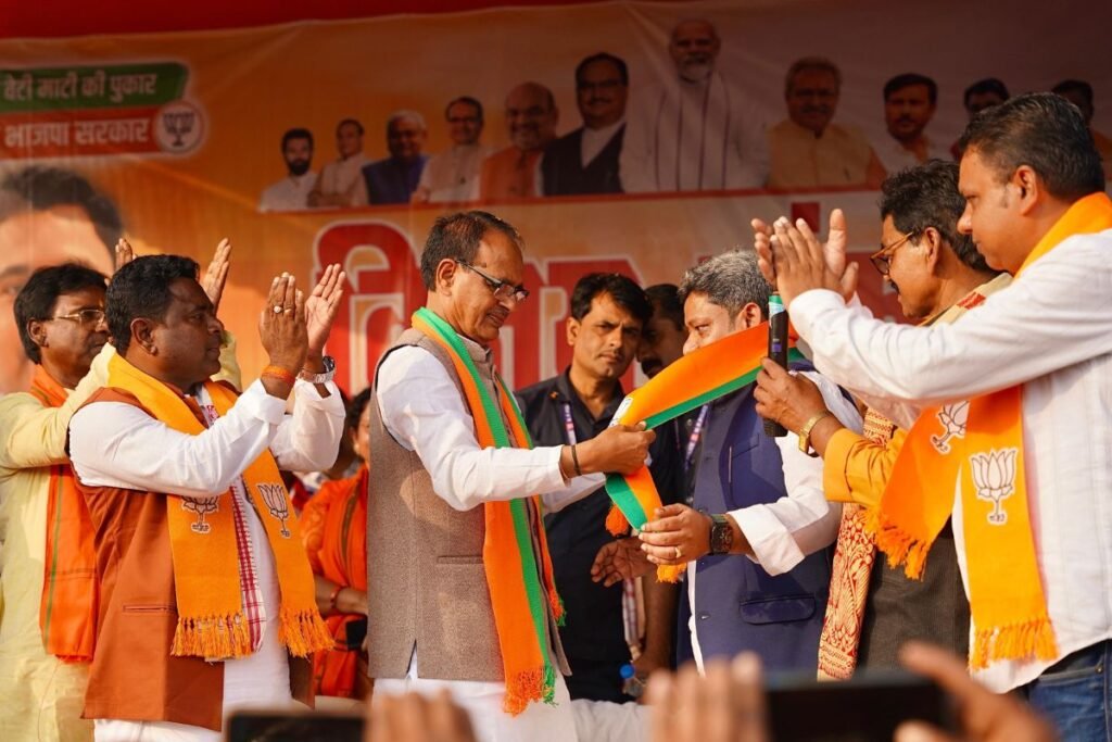 Dinesh William Marandi, former JMM MLA, officially joining BJP with Shivraj Singh Chouhan at a public event in Littipara, Jharkhand.