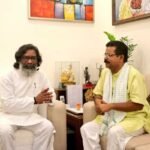 Simon Malto joins JMM with supporters, marking a shift in Jharkhand’s political landscape