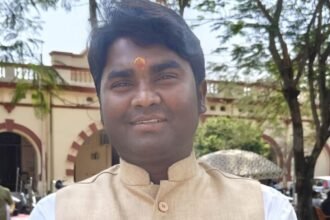 Congress leader Uday Saw shot dead in Hazaribagh, Jharkhand, raising law and order concerns across the state.