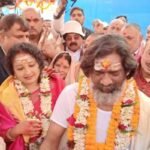 Jharkhand CM Hemant Soren and wife Kalpana Soren performing rituals at Baba Baidyanath Temple in Deoghar.
