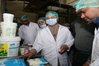 Minister Shilpi Neha Tirkey inspecting the Medha Dairy Plant in Ranchi, Jharkhand, discussing plans to expand milk collection centers for rural empowerment.