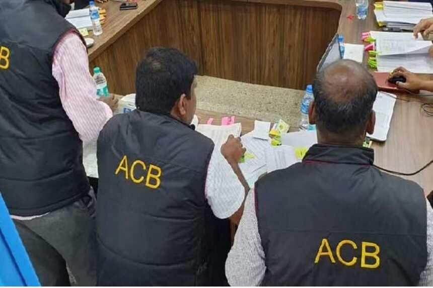 Ranchi Sadar CO Munshi Ram caught red-handed by ACB accepting a bribe in a land dispute case.