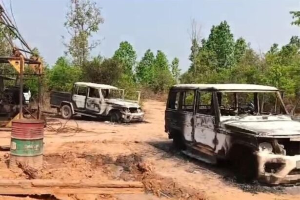 Scene of vehicles set ablaze by Naxalites at a mineral survey site in Latehar’s Chandwa block