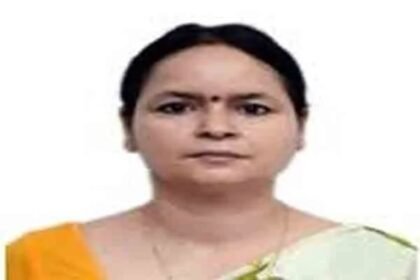 Alka Tiwari, appointed as Jharkhand's new Chief Secretary, stands poised for leadership