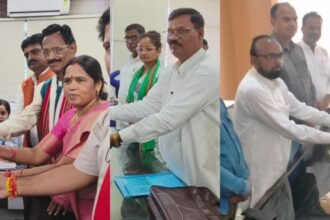 JMM's Kedar Hazra, BJP's Munia Devi and CPI-ML's Rajkumar filing nominations for Jharkhand Assembly elections in Giridih.