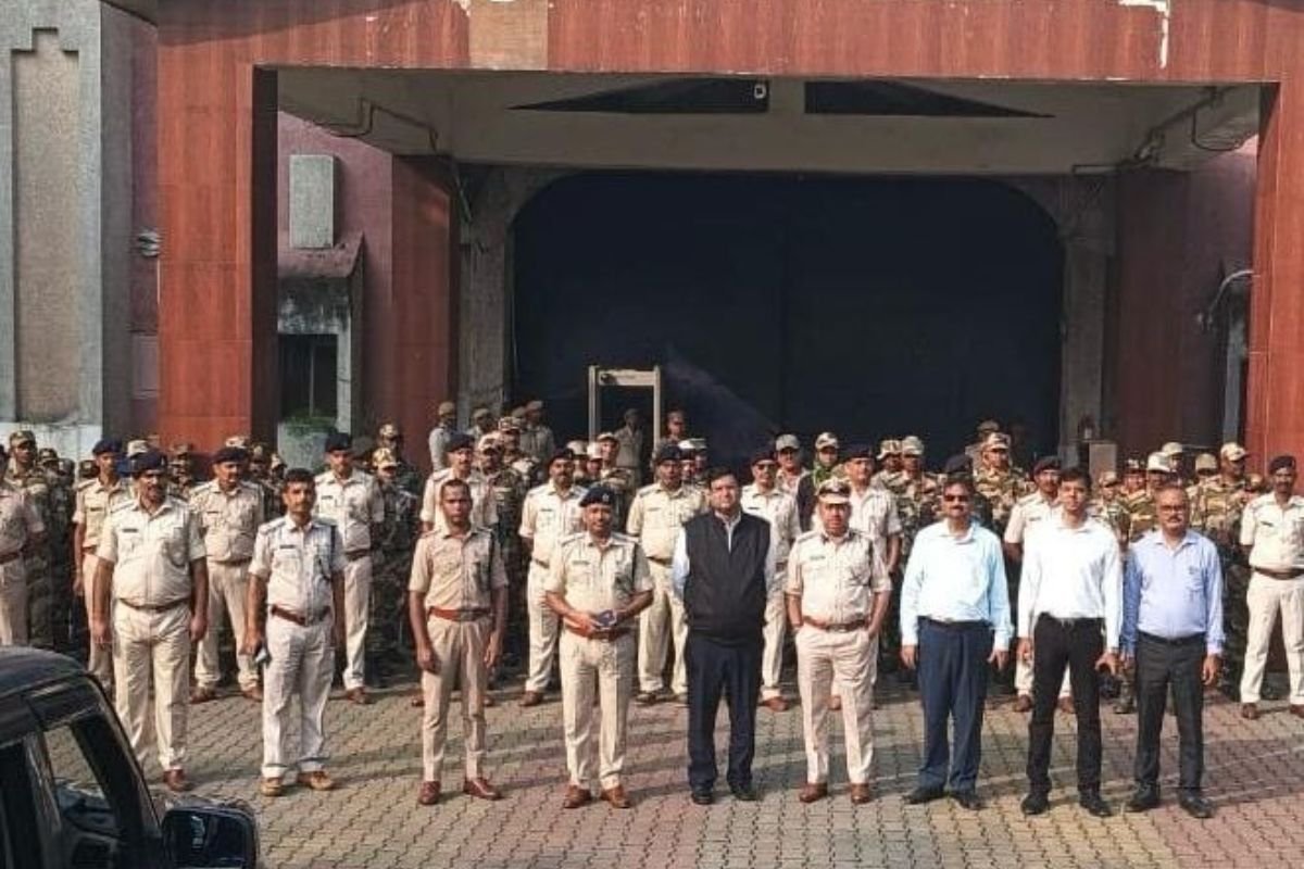 Ranchi News: Major Raid at Hotwar Jail to Ensure Fear-Free Assembly Elections