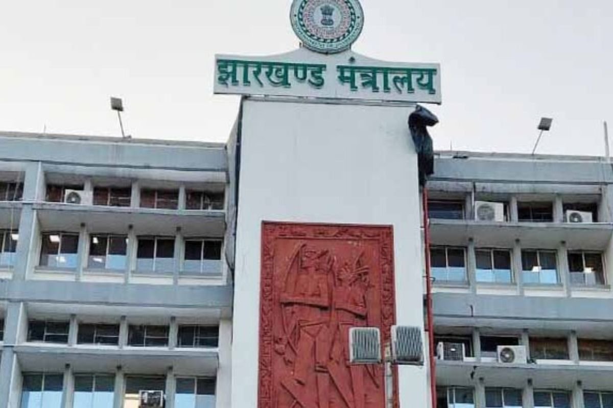 Jharkhand News: Government Set to Transfer Over 125 BDOs, Official Orders Expected Soon