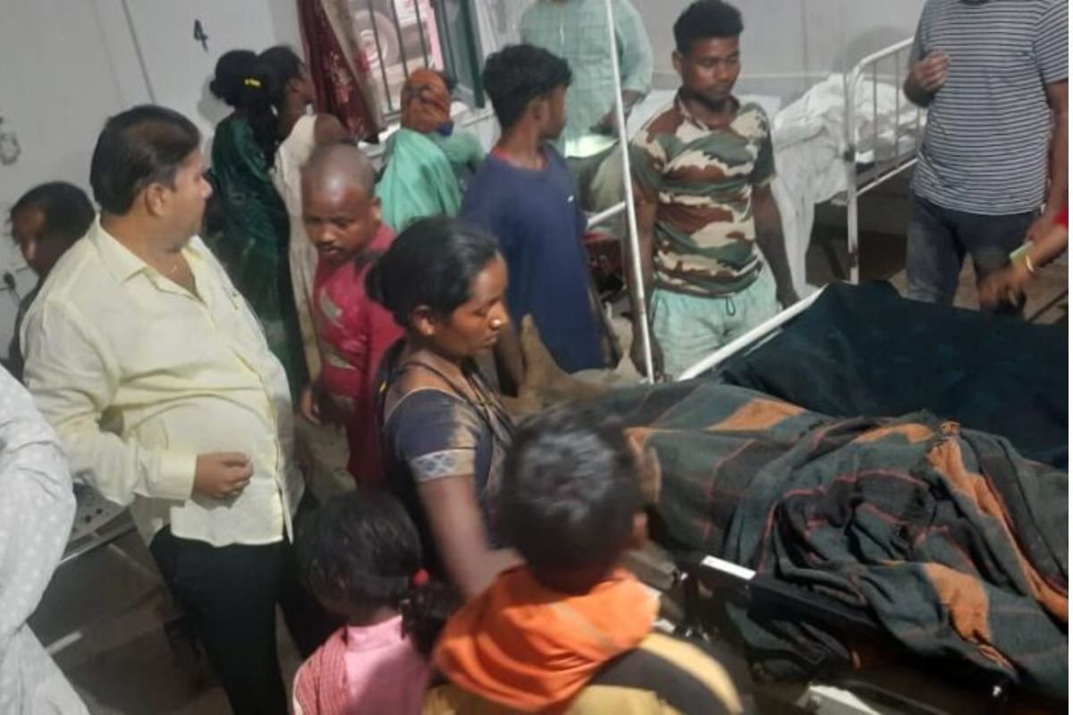 Jharkhand News: Four Dead, Two Seriously Injured Due to Lightning Strike in Latehar
