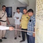 Robbery in Mango's Ulidih Police Station area where thieves looted two homes in Mahavir and Ekta Colony