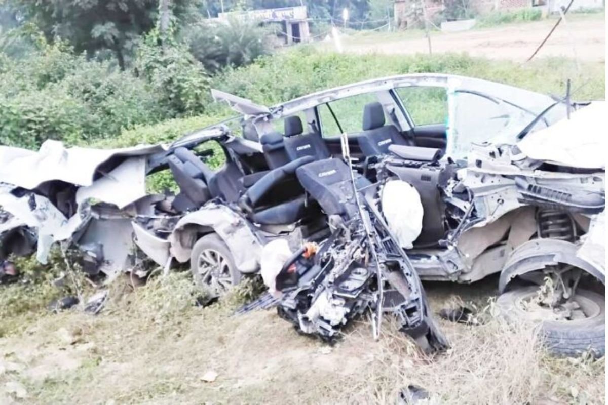 Jharkhand News: MLA Candidate BD Prasad’s Innova Involved in Fatal Crash at Barachatti, Driver Dies, Two Others Seriously Injured