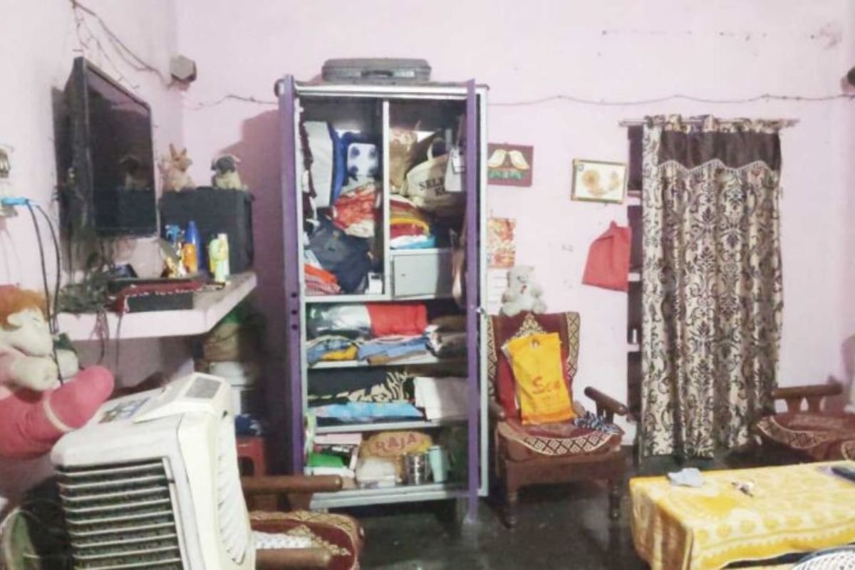 Saraikela News: ₹2 Lakh Cash and Jewelry Stolen from SKG Colony Quarters