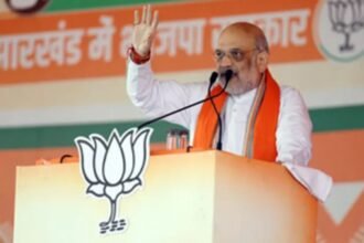 Amit Shah addressing a rally in Dumka, criticizing Hemant Soren for failing to address Bangladesh infiltrators issue in Jharkhand.