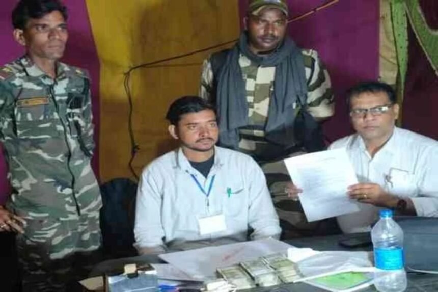 Baharagora Darisol checkpost cash seizure of ₹6.5 lakh during election security operation