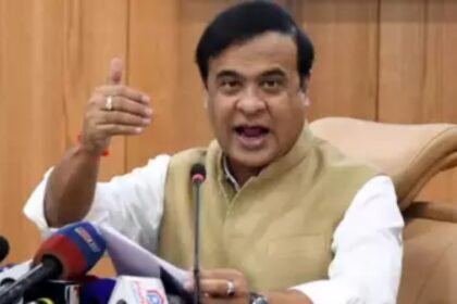 Himanta Biswa Sarma engaging with BJP rebel candidates to promote party unity ahead of the Jharkhand elections.