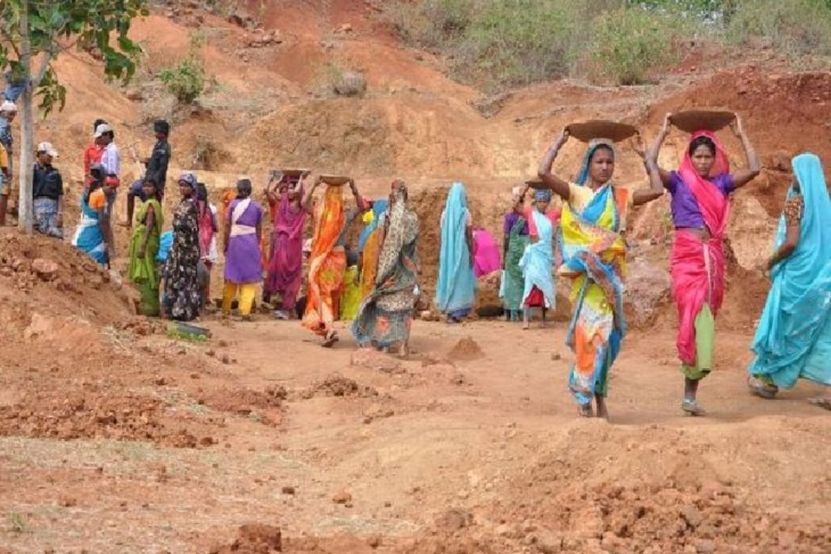 Jharkhand News: MGNREGA Workers Assigned to Election Duties in Jharkhand, Affecting MGNREGA Work