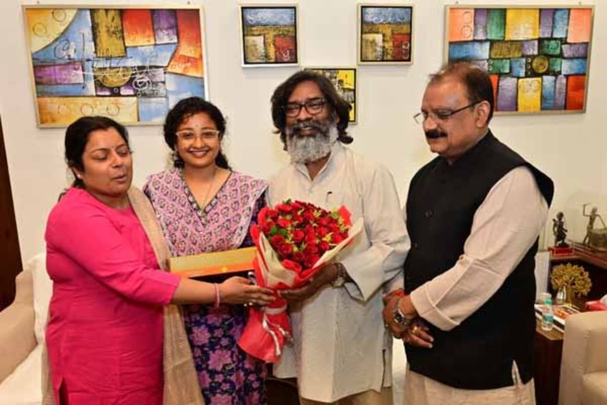 Jharkhand News: Mithilesh Thakur Congratulates Hemant Soren on INDIA Alliance Victory in Jharkhand
