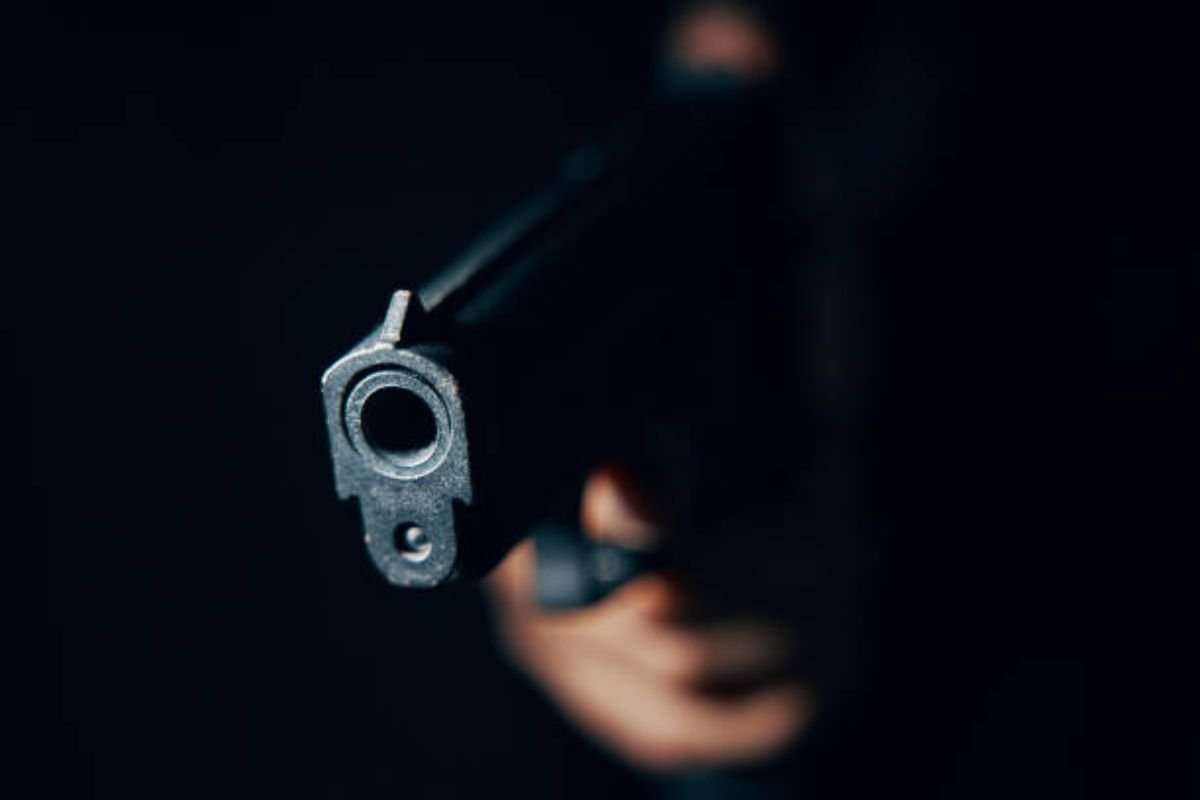 Palamu News: Man Injured During Illegal Weapon Cleaning Incident in Palamu