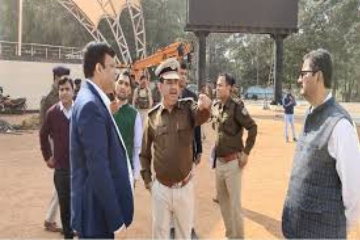 Ranchi News: Ranchi DC Reviews Preparations for CM’s Swearing-in Ceremony at Morahbadi Ground, Ranchi