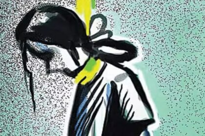 Young woman found dead by hanging in Lower Bazar, Ranchi, with police investigation underway.