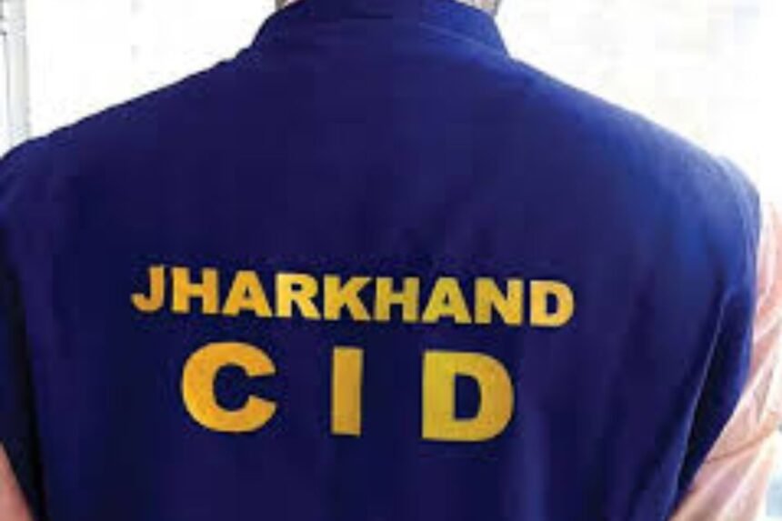 CID team investigating the CGL paper leak case under the leadership of IG Sudarshan Mandal.