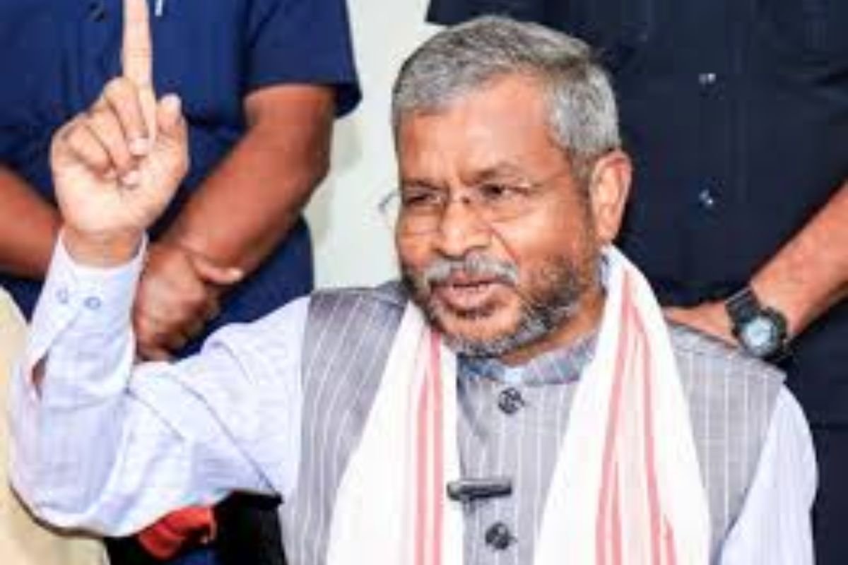 Jharkhand News: Babulal Marandi Alleges Large-Scale Fraud in 146 Dhanbad Building Division Tenders, Contractors Involved in Open Distribution