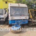 Unused cleaning vehicles of Giridih Municipal Corporation parked in a vacant lot due to lack of trained drivers.