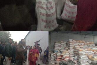 District administration seals Rameshwaram Rice Mill in Jamtara during a surprise raid, uncovering PDS rice irregularities.