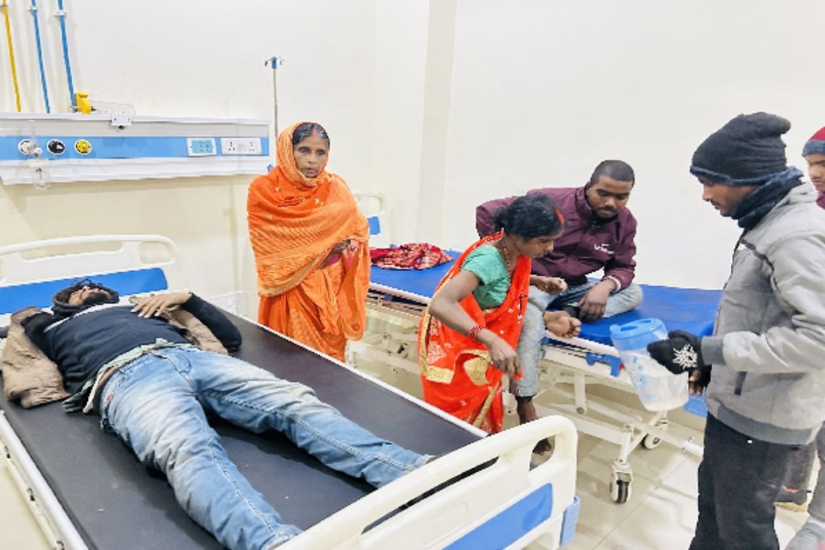 Giridih Accident News: Early Morning Accident in Giridih’s Tisri Area Leaves Seven Injured