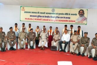 Ten CPI-Maoist members, including women, surrender before DGP and CRPF officials in Chaibasa, Jharkhand