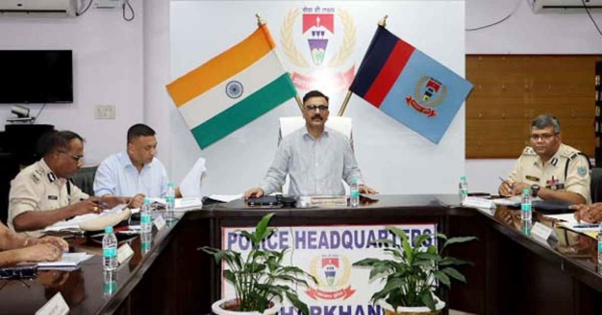 Jharkhand News: Jharkhand DGP Reviews Law and Order Ahead of Rail Roko Movement, Railways Put on Alert