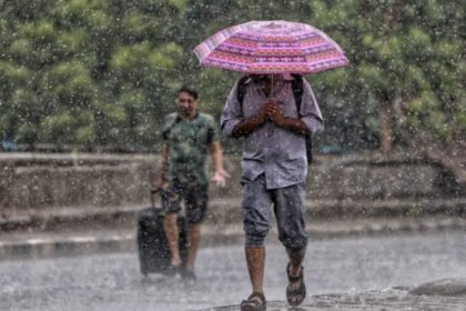 Jharkhand districts under heavy rain and thunderstorm alert with cloudy skies