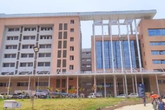 Surprise check at MGM Hospital Jamshedpur finds doctors absent