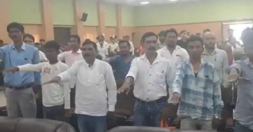 Saraikela SP Mukesh Kumar Lunayat administers oath against opium farming