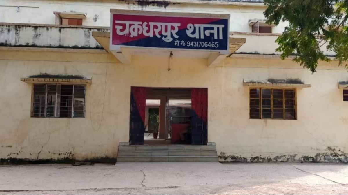 Chaibasa News: Minor Girl Alleges Sexual Abuse, Obscene Photos Shared on Social Media