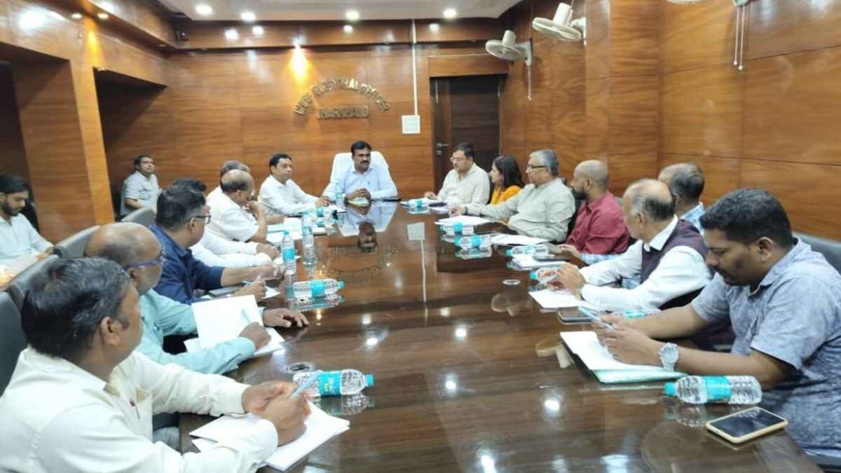 Ranchi News: 6,722 Polling Booths Yet to Receive a Single Form-6, EC Orders Push for Youth Voter Registration