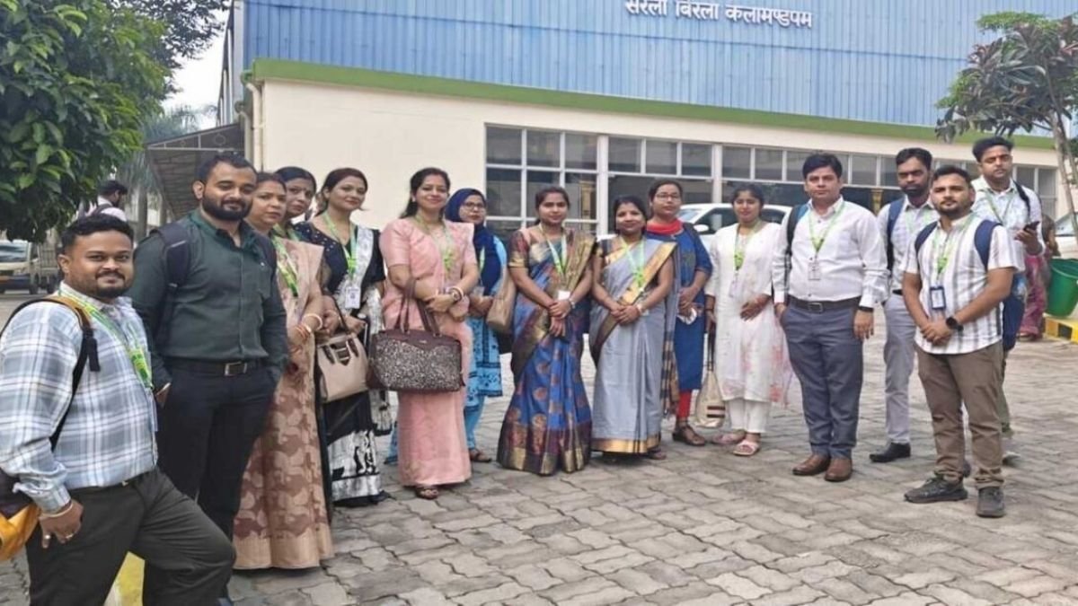 DPS Chakradharpur Teachers Attend CBSE Workshop on Computational Thinking and AI
