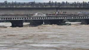 Rising Kharkai River water near Adityapur Bridge in Jamshedpur
