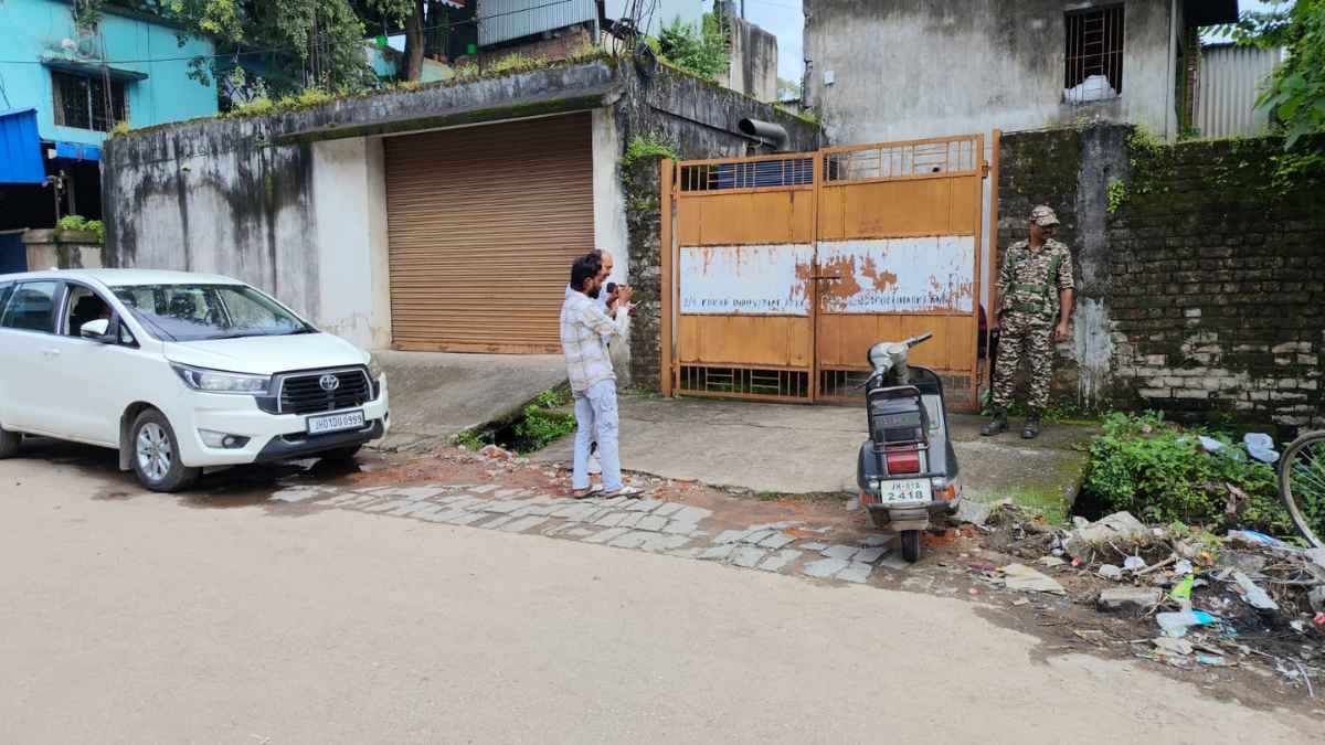 ED searches seven locations including Ranchi’s Kokar in case linked to TMC MP