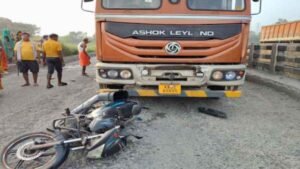 Container involved in a fatal motorcycle accident near Gorhar bridge in Hazaribagh
