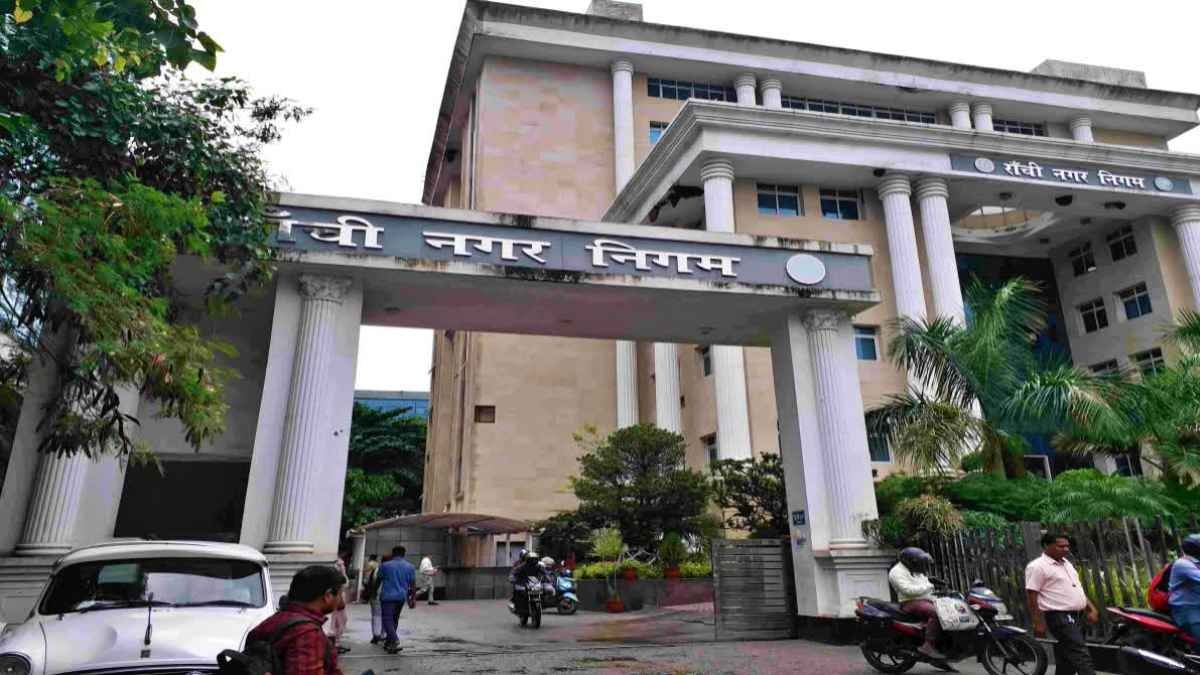 Ranchi civic body plans fresh survey of street vendors across all 53 wards